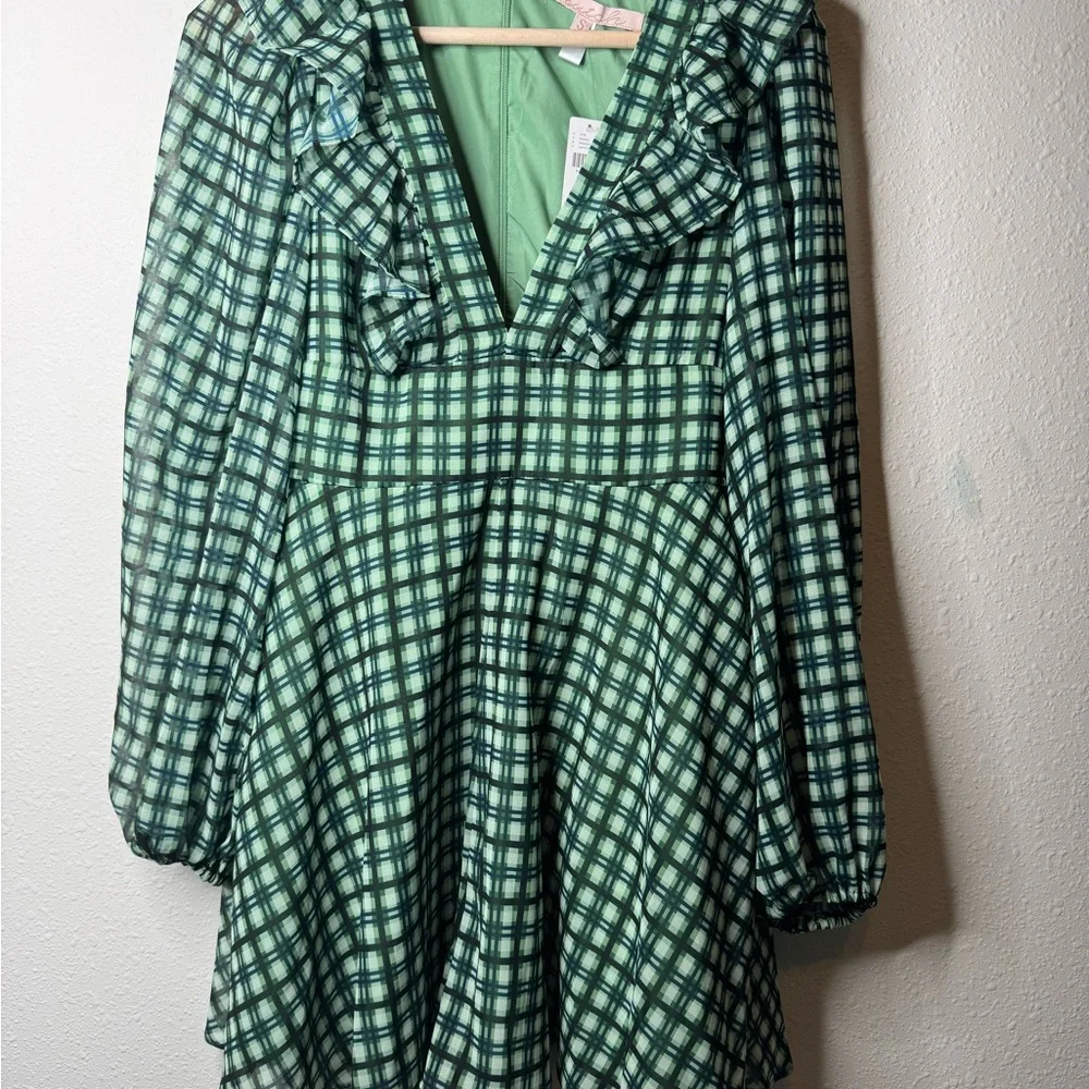Anthropologie Hutch Deep-V Ruffled Romper in Emerald Green, Size small - Picture 5 of 13